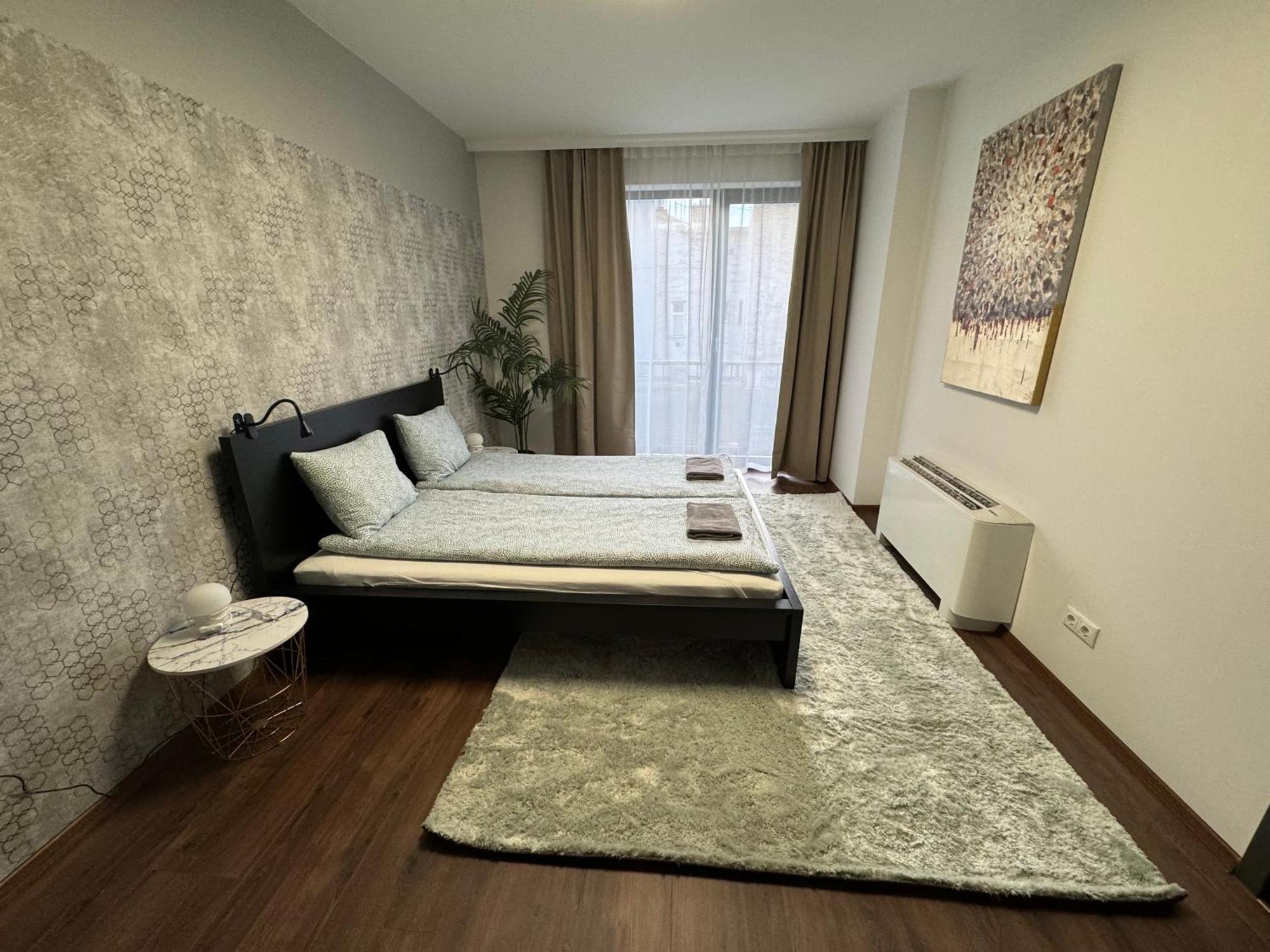 Odejjo! Apartment Budapest Luaran gambar