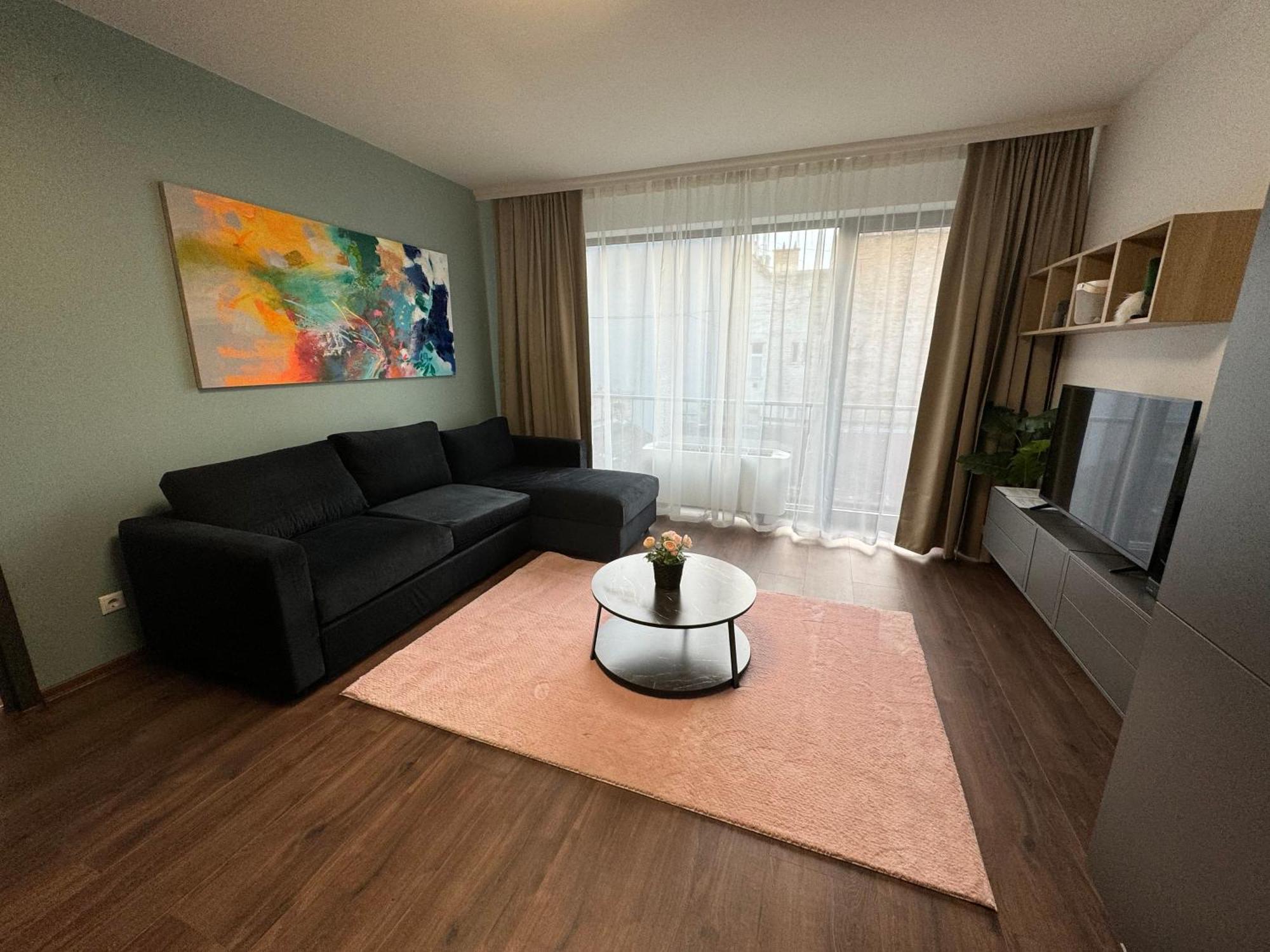Odejjo! Apartment Budapest Luaran gambar