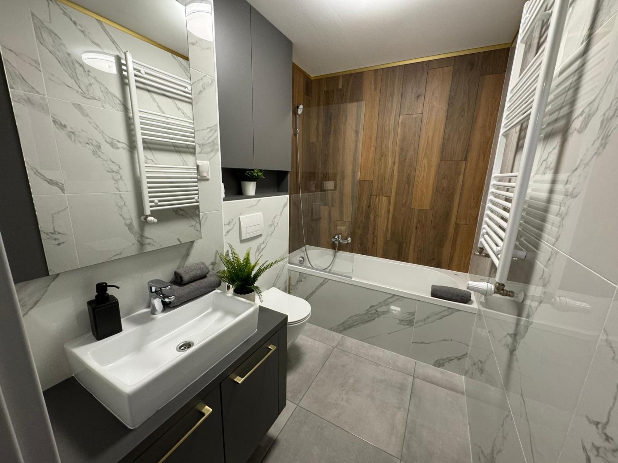 Odejjo! Apartment Budapest Luaran gambar